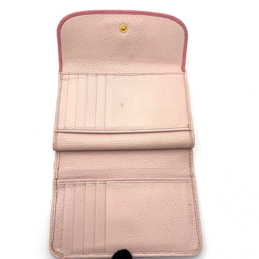 Miu Miu Two-Tone Pink Leather Wallet - Picture 5 of 8